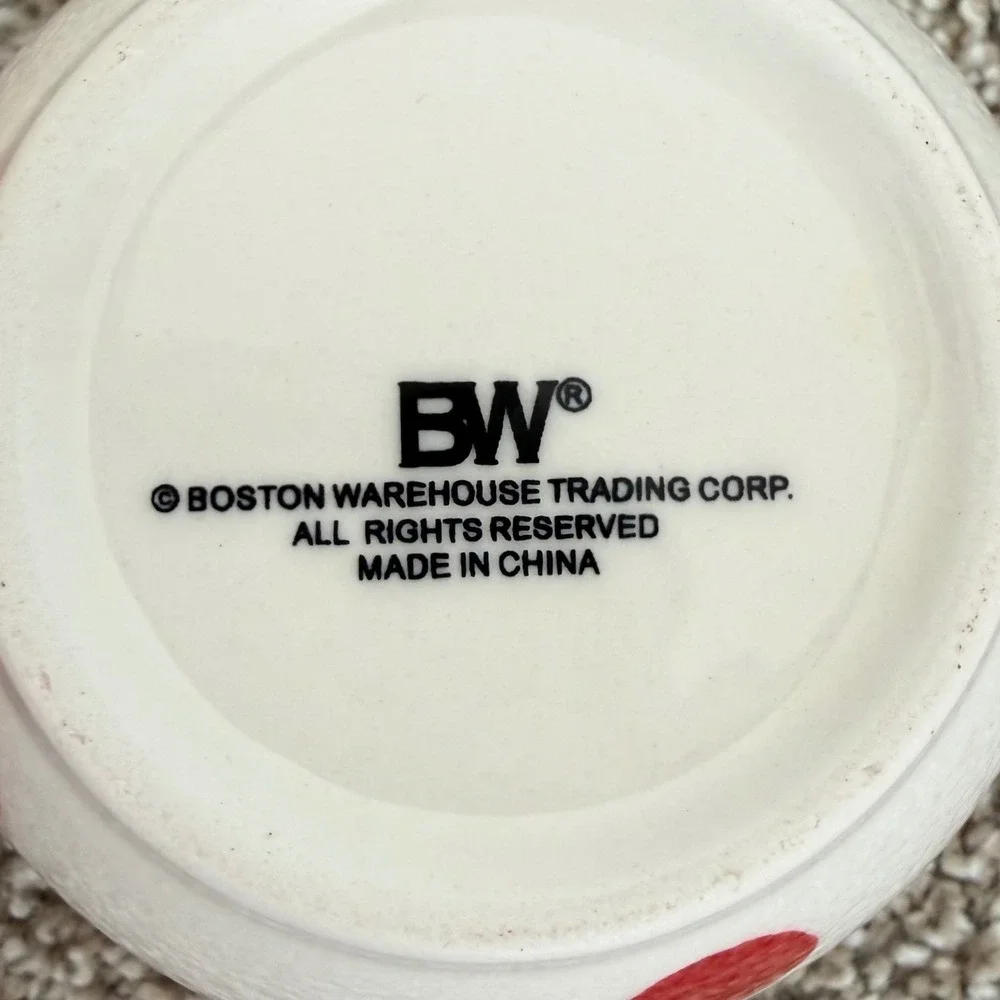 Boston Warehouse Trading Co. Ladybug Set of 3 Small Bowls Ref White Poka Dots‎